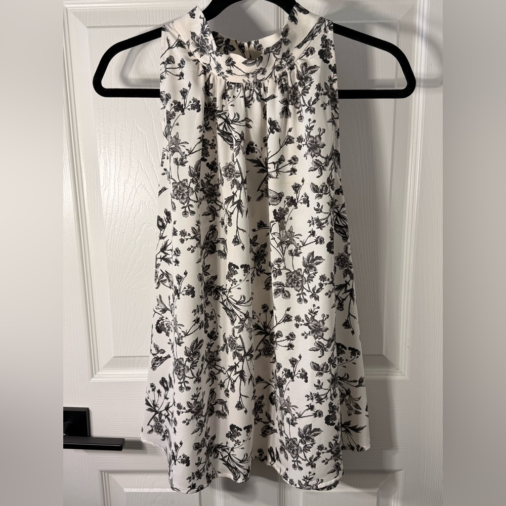 Sleeveless Black & White Floral Tank Top